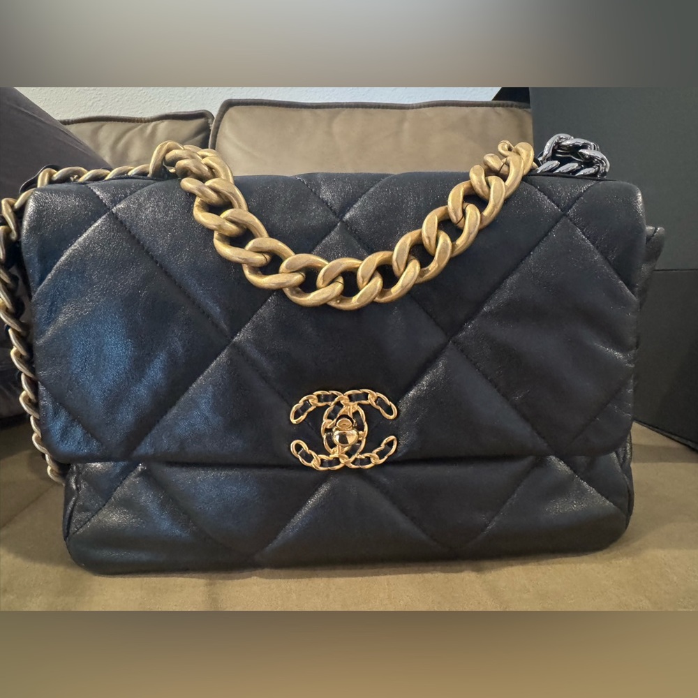 CHANEL 19 large  Black Gold & silver hardware Quilted Shoulder Bag